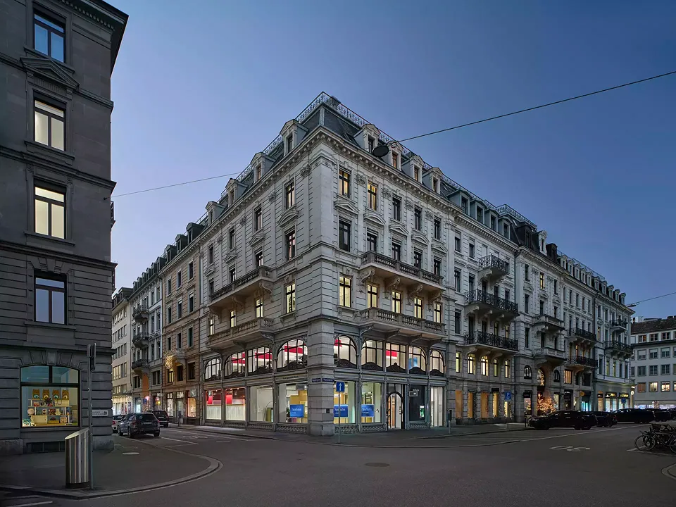 Gebäude Sparhafen Bank an der Fraumünsterstrasse 21