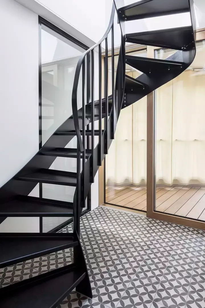 Aufgang zur Dachterrasse