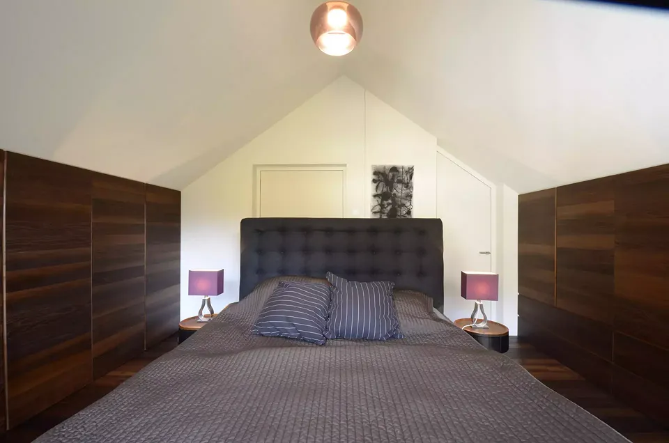 Schlafzimmer DG