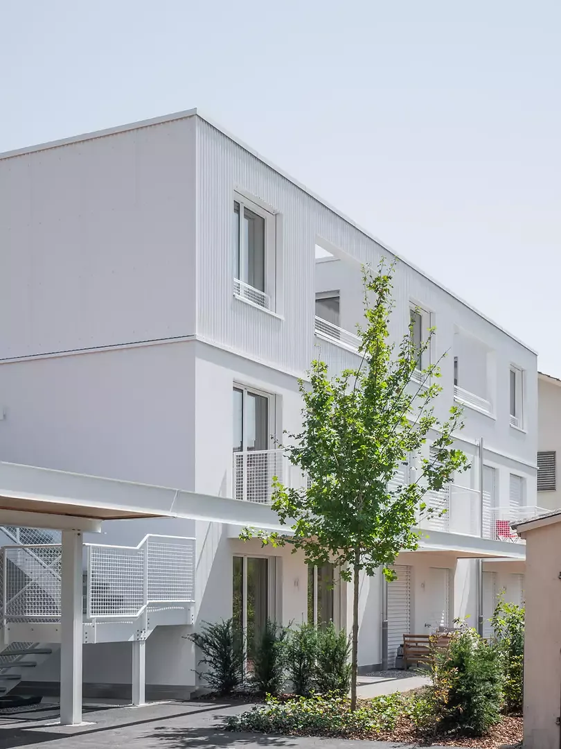 Ansicht Nordwest Balkone Carport