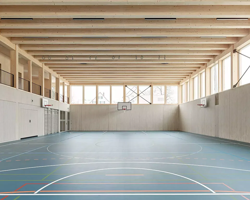 Untere Sporthalle, Beton
