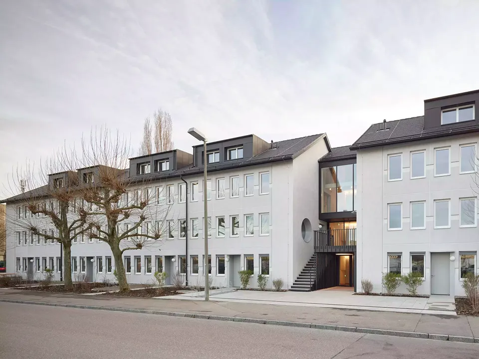 Fassade strassenseitig