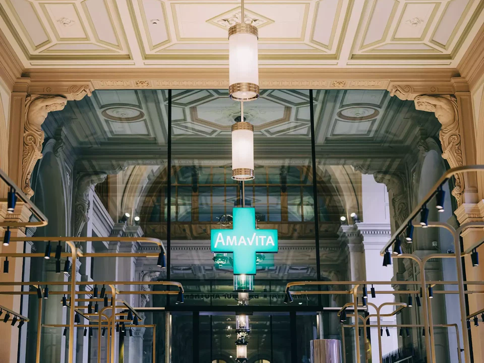 Apotheke: Decke/Beleuchtung