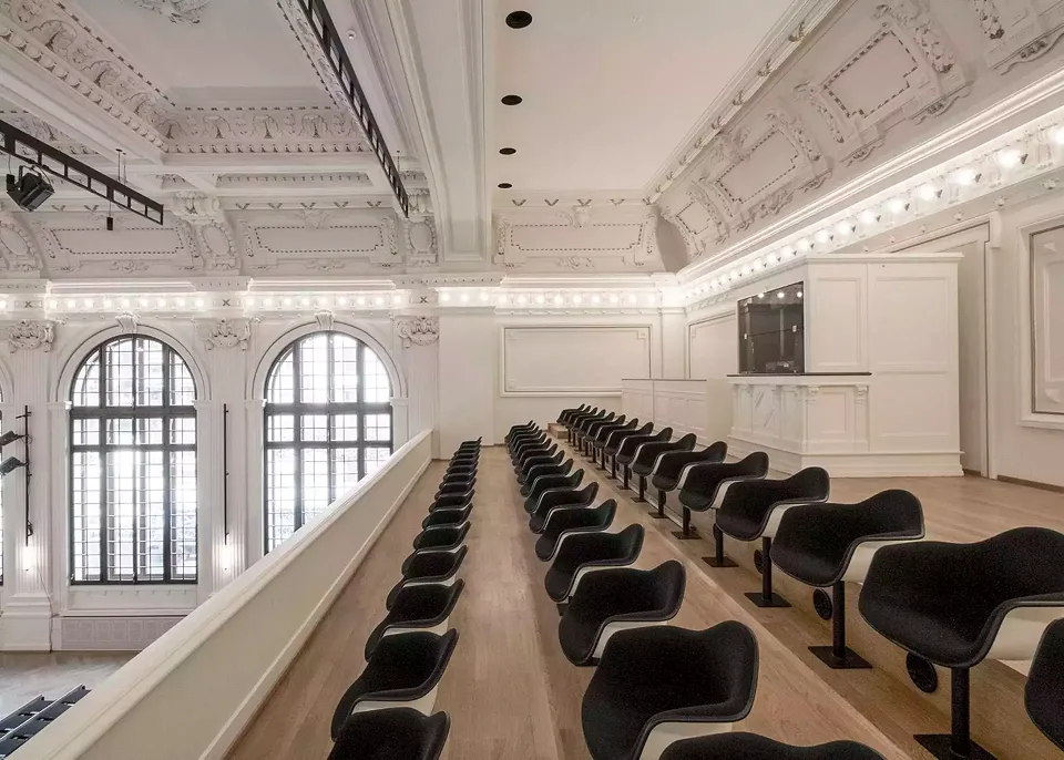 Galerie im del-Castillo-Saal