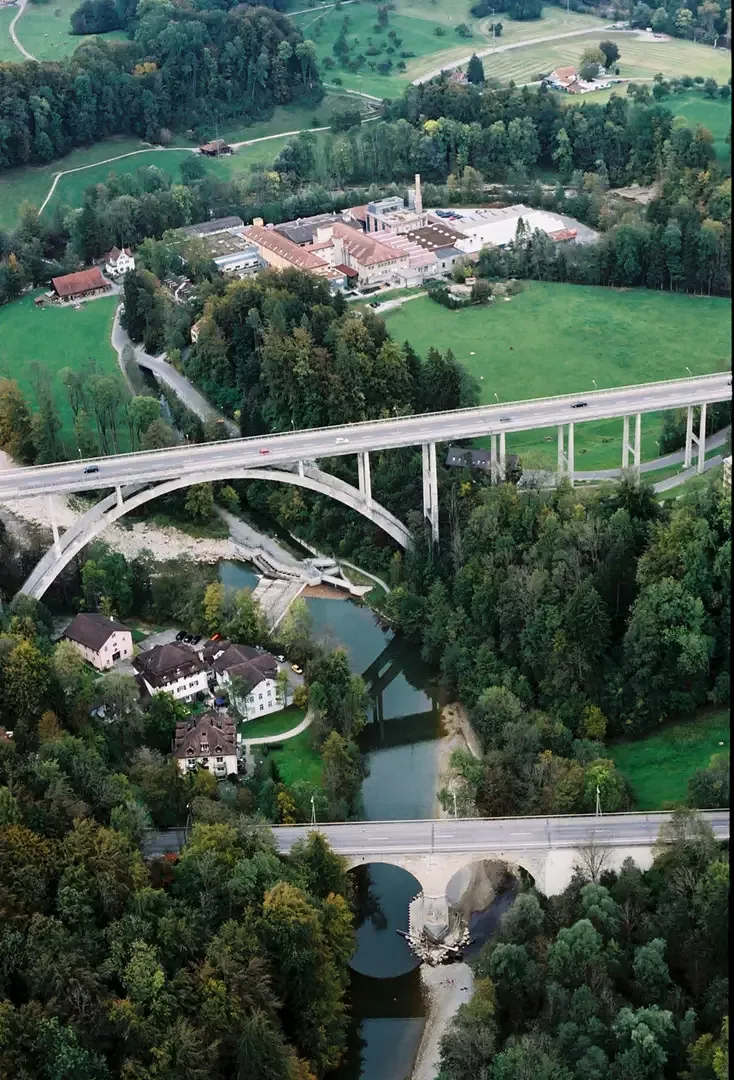 En 1994, s’est installée la Kunstgiesserei St. Gallen  sur le site d’une ancienne fabrique de textile dans  le Sittertal. Le site a été continuellement transformé et abrite aujourd’hui une dizaine d’entreprises, dont  la fondation Sitterwerk.