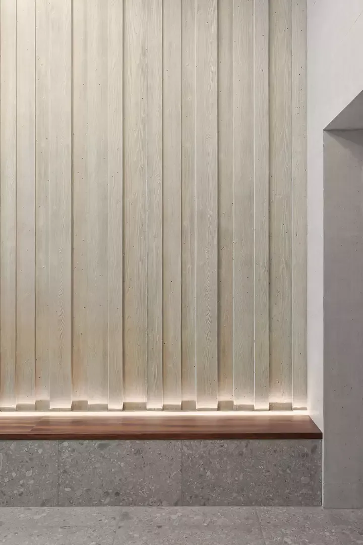 Detail Sitzbank Eingang