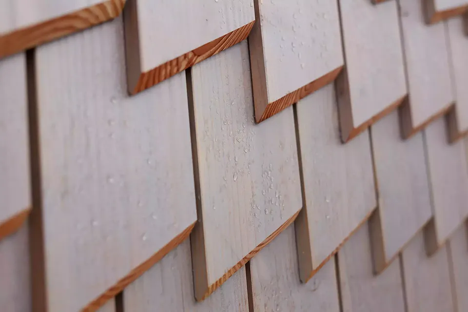 Westfassade, Schindeln, Close-up