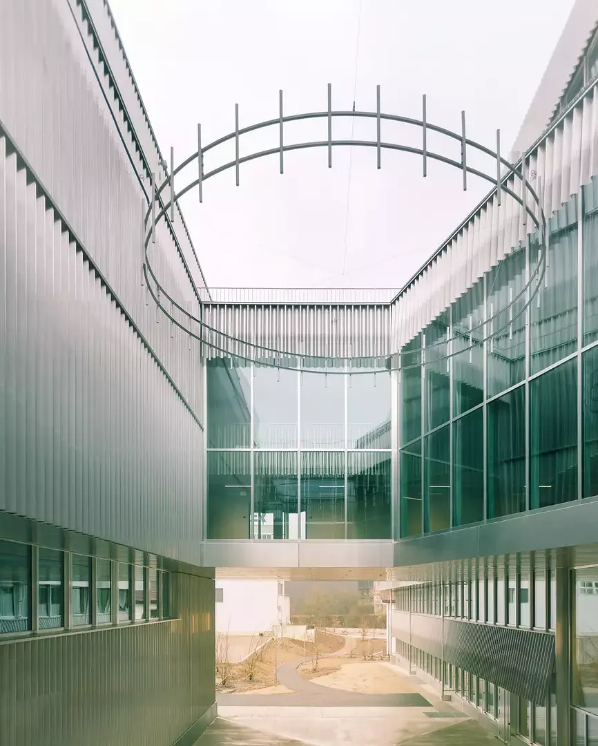 Bürogebäude und Technologiezentrum