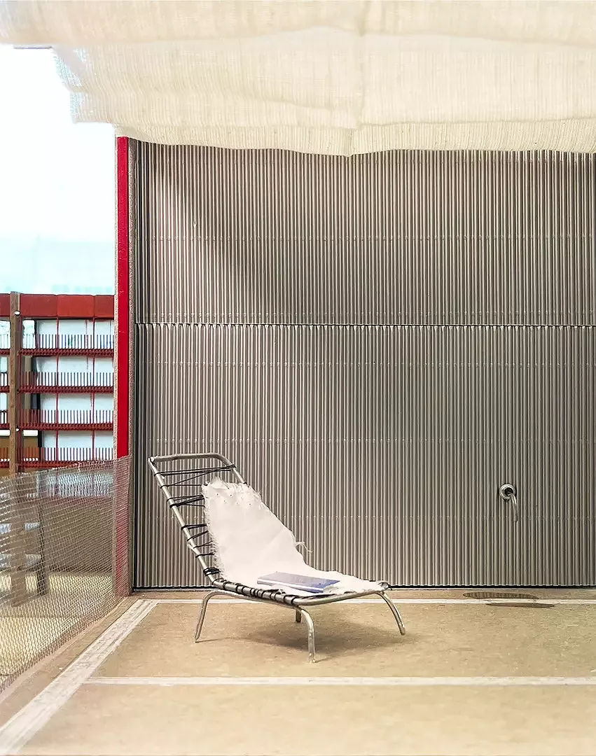Common exterior spaces for the queer elderly community