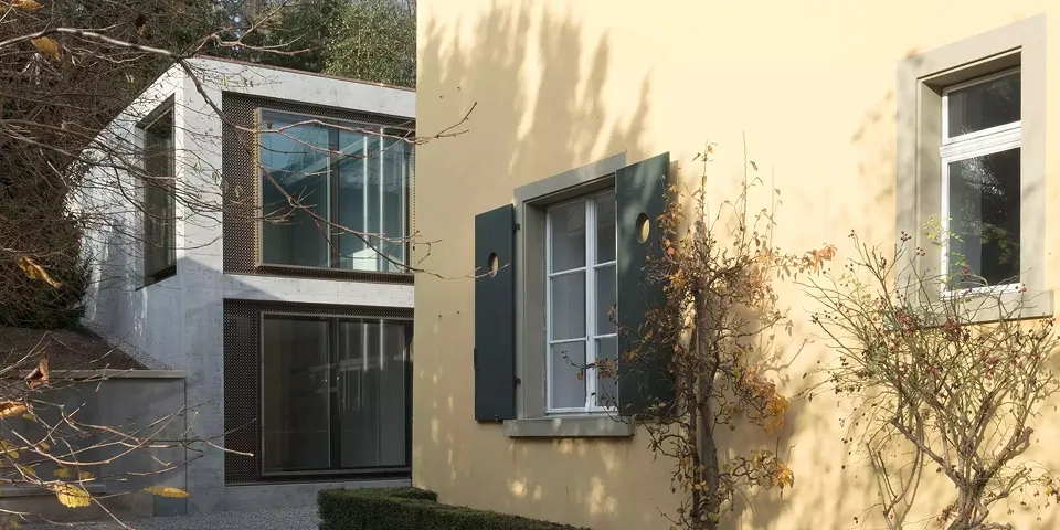 Fassade_mit_Villa Blumenhalde