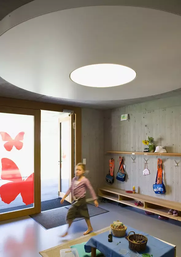 Eingang/Garderobe mit Akustikleuchte