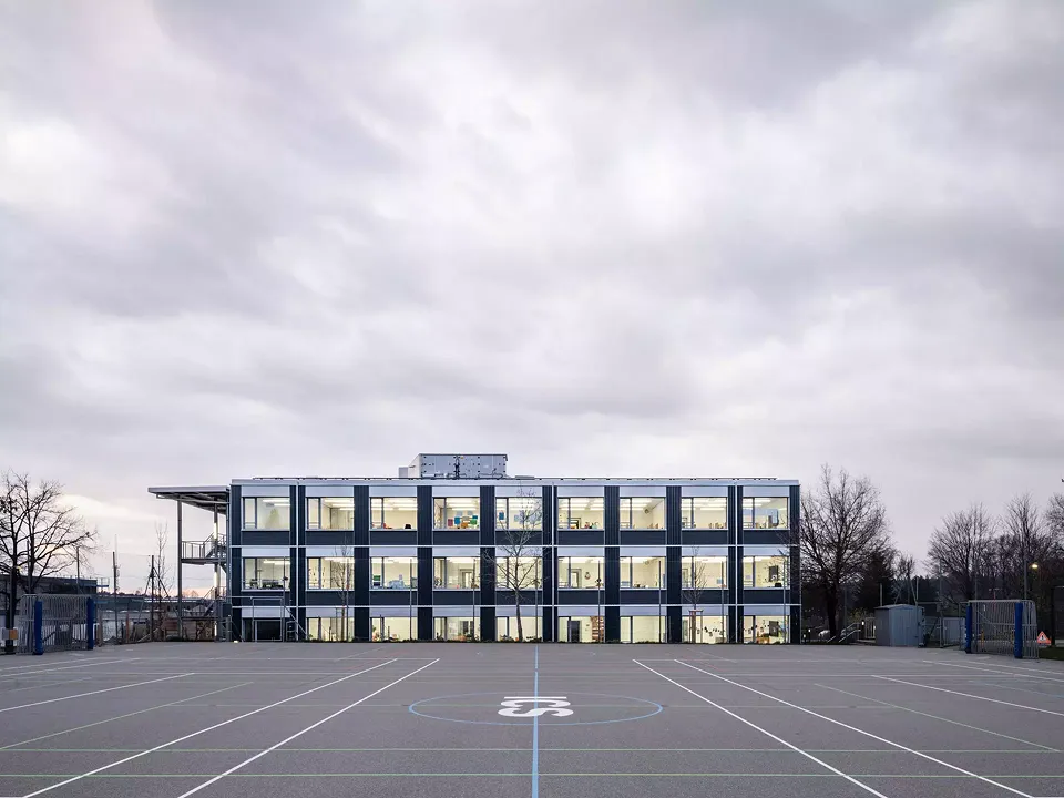 Intégration du bâtiment provisoire dans le campus