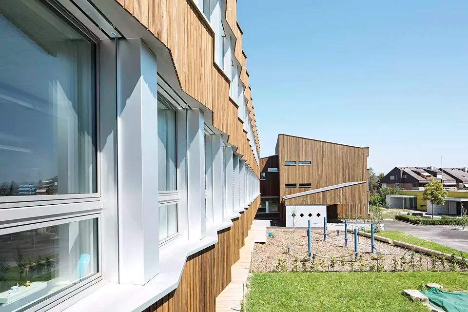 Ecole Säget, bardage_H+R