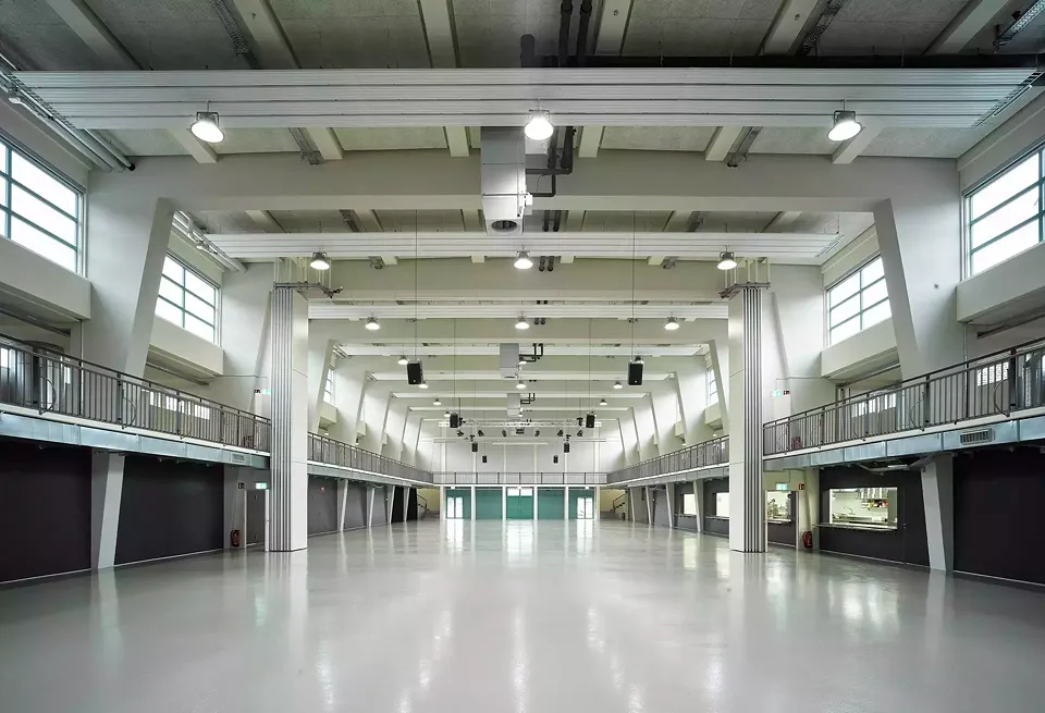 Markthalle, Halle
