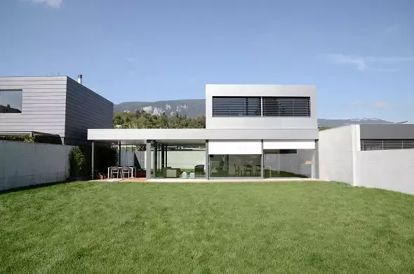 maison jardin au sud
