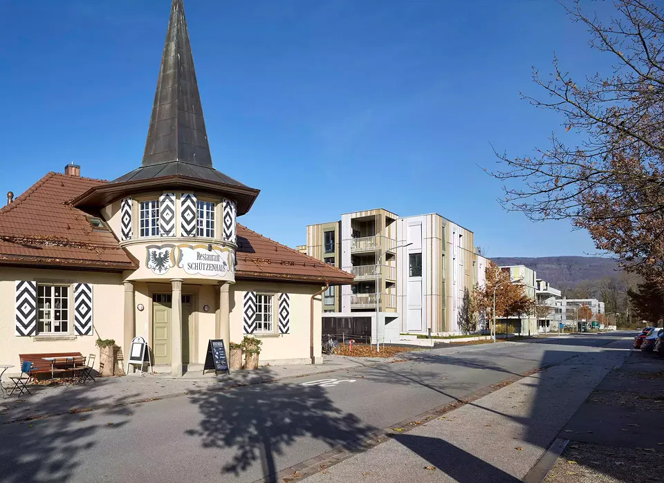 Denkmalgeschütztes Schützenhaus und Neubau Wohnüberbauung