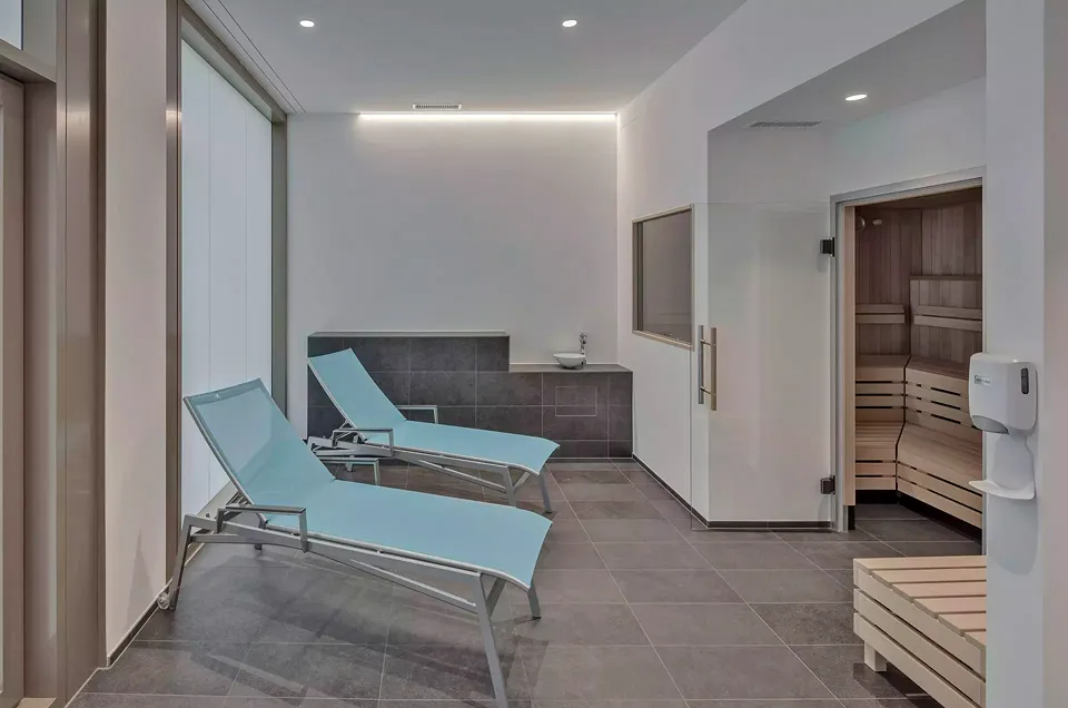 Sauna und Ruheraum