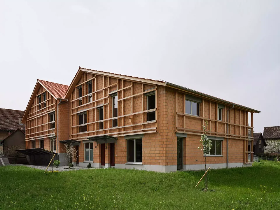 Façade est