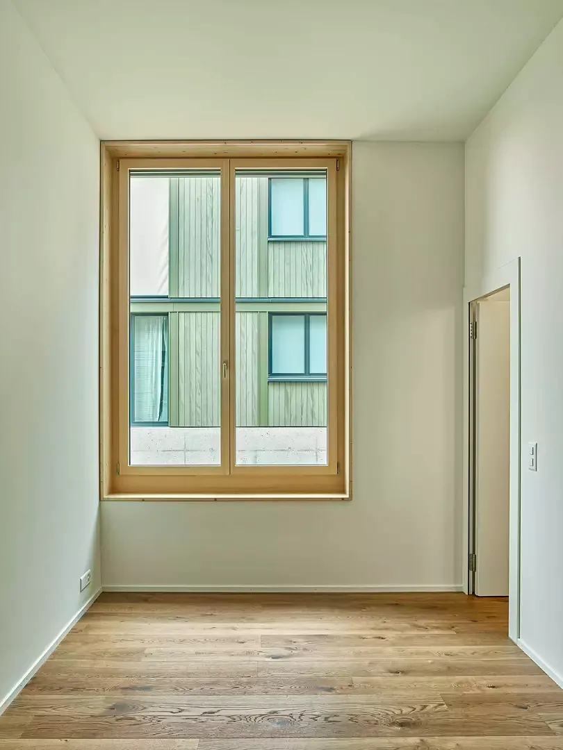 Überhoher Wohnraum Gartengeschoss