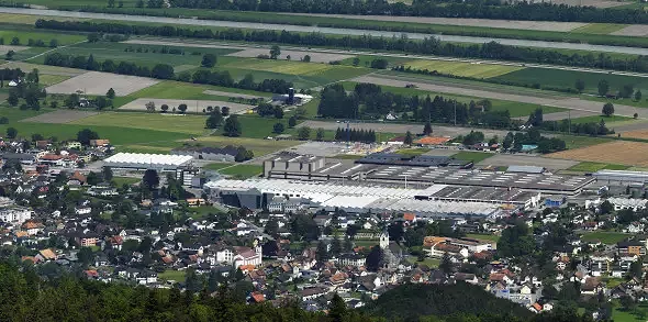 Luftansicht vom Jansen Areal und des Dorfes Oberriet