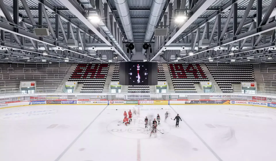 Eisfeld, Lonza Arena