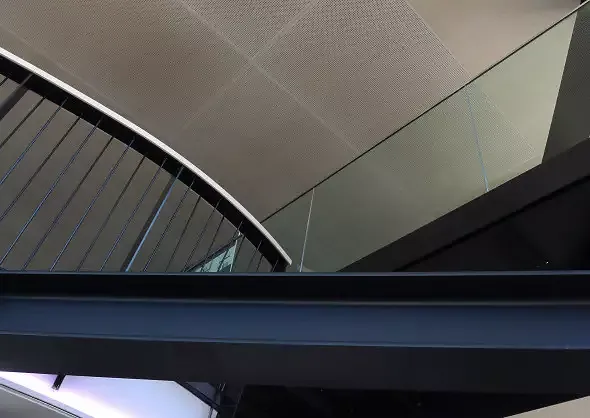 Innenansicht Detailaufnahme Mezzaningeschoss im 5. OG