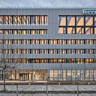 Hauptsitz und Produktionsgebäude Ferrum