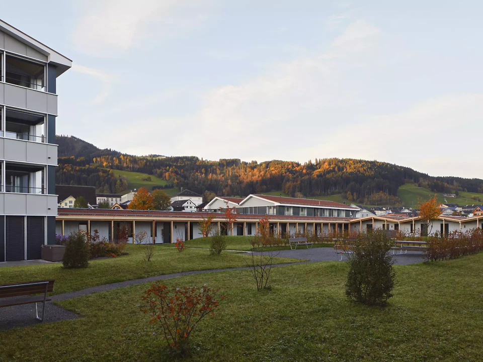 Dachgarten mit Laubengang