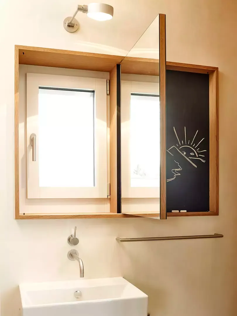 Nach Umbau: Atelier WC