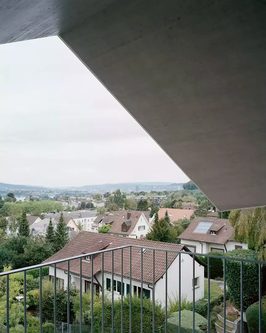 Geschützter Balkon
