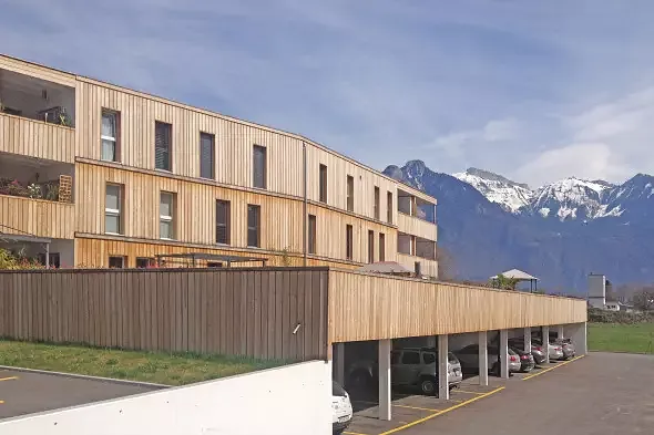 Les toit des parking servent de terrasse au appartements des premiers étages