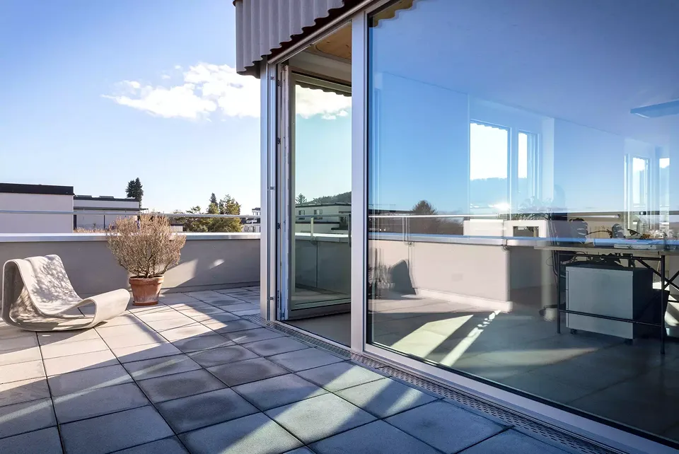 Terrasse mit Co-Working-Space
