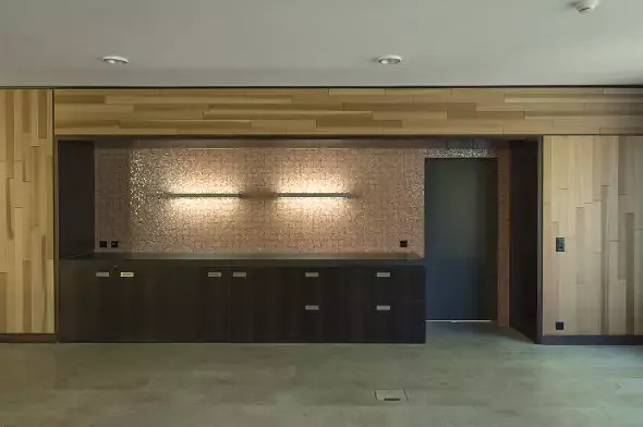 Theke Restaurant