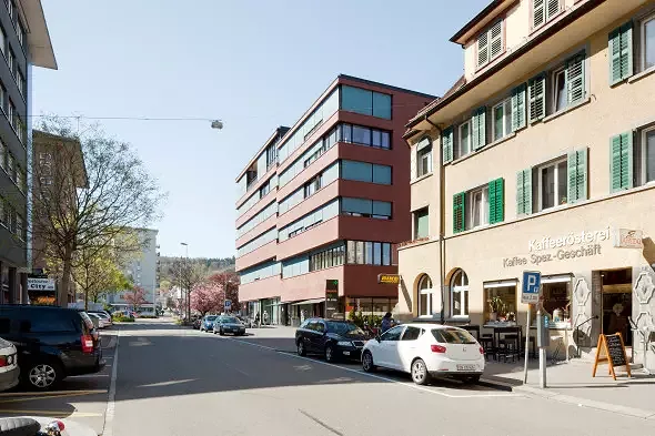 Aussenansicht Bahnhofstrasse