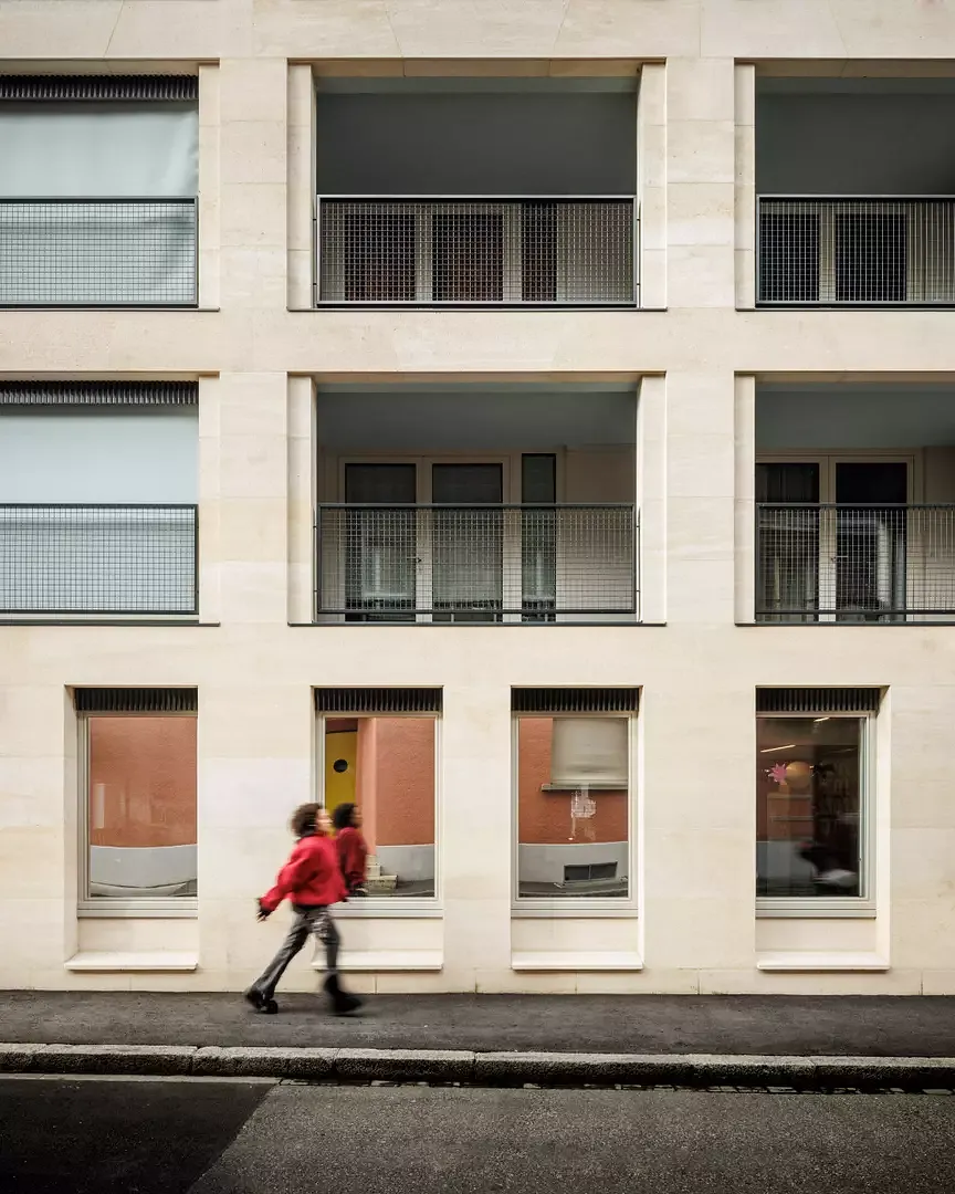 Les coursives côté rue