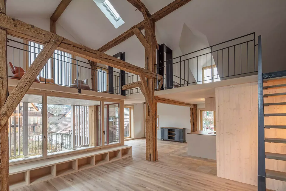 Wohnraum mit Loggia