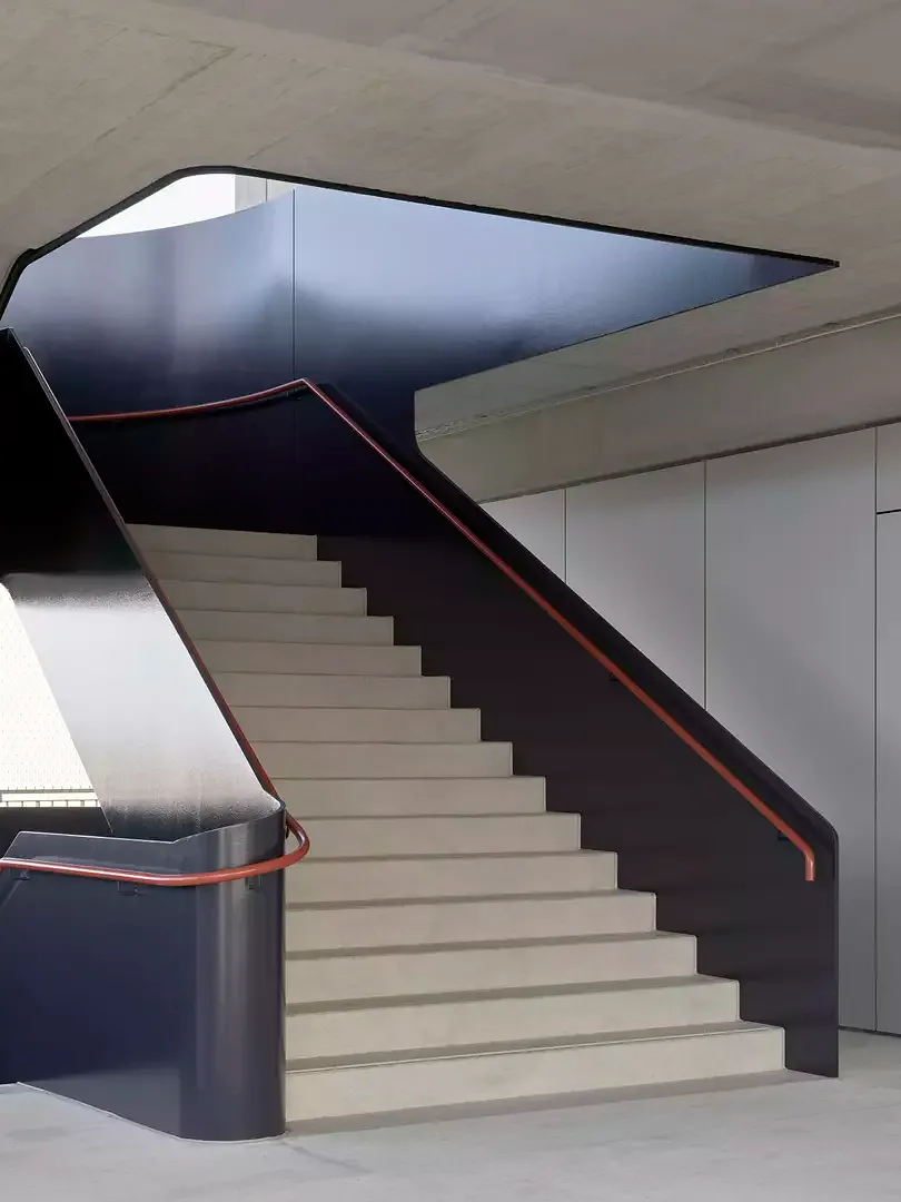 Treppe Pausenterrasse