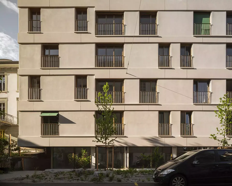 Façade sud imbriquée