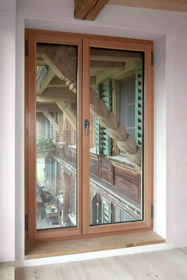 Blick auf die alte Fassade