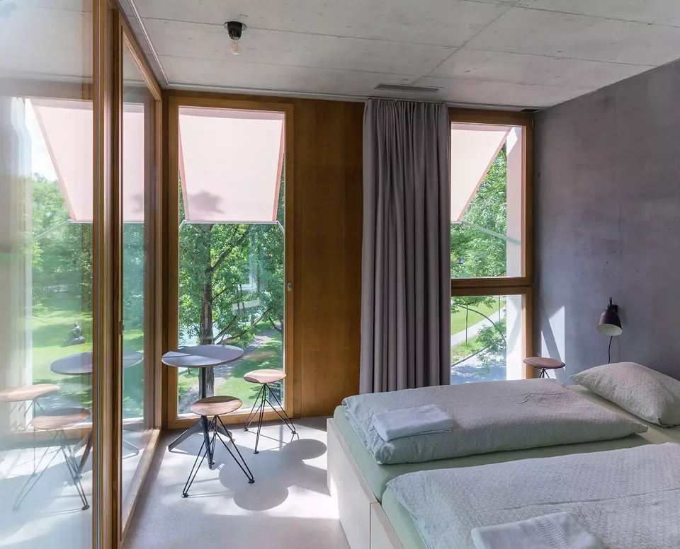 Familienzimmer im Neubau