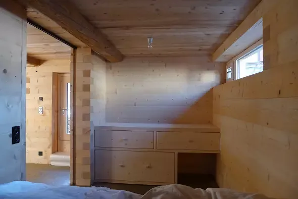 Chambre étage étable
