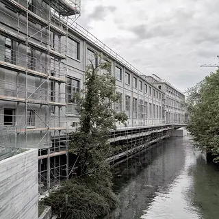 Transformation de halles de machines à papier en logements
