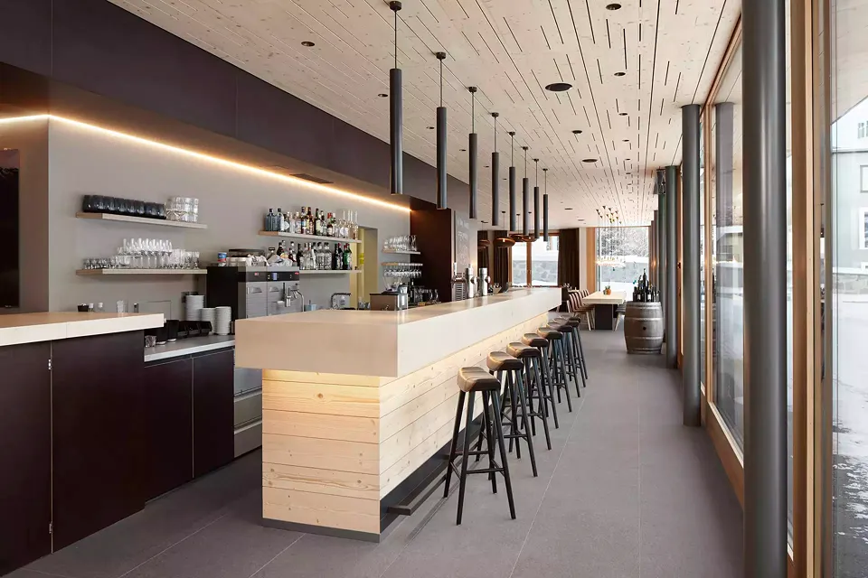 Bar