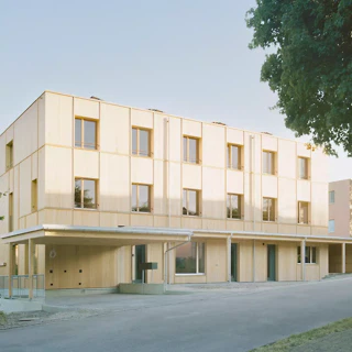 Maison pour trois familles