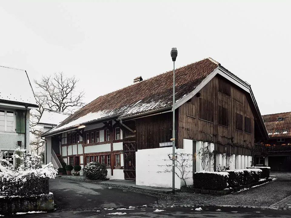 Strassenfassade
