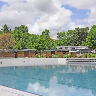 Piscine de la Fleur-de-Lys