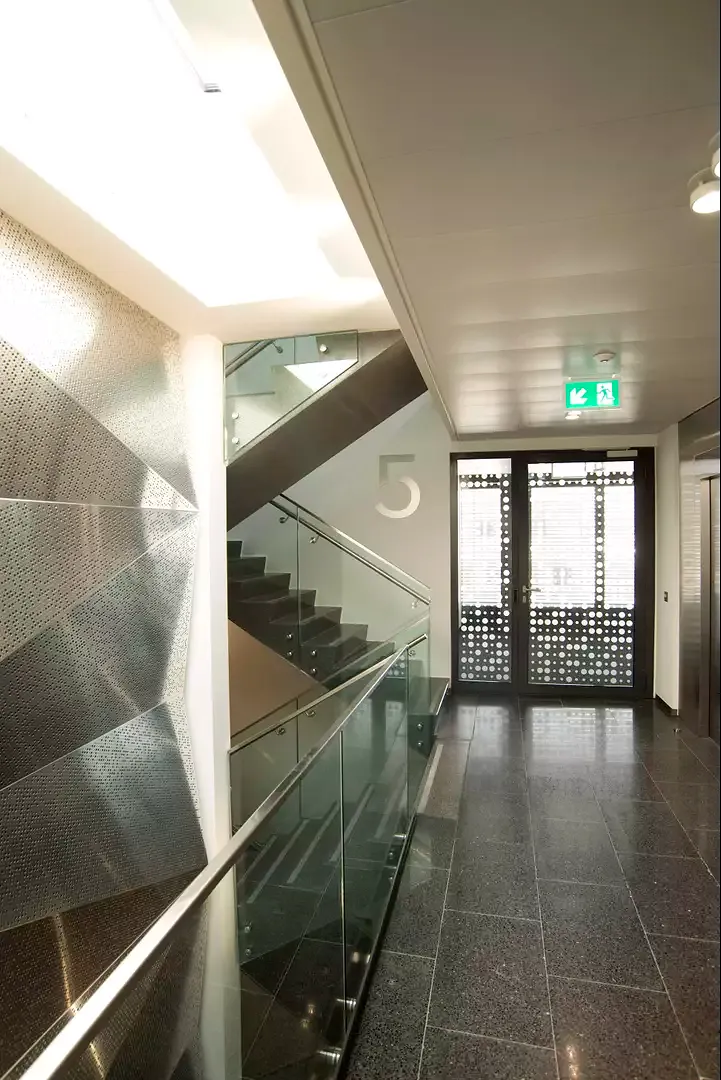Cage d'escalier Grancy 39