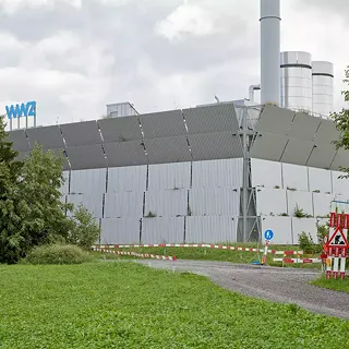 Façade de la centrale d'énergie Unterfeld