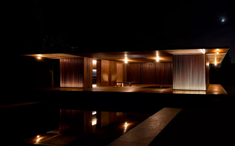 Pavillon in der Nacht