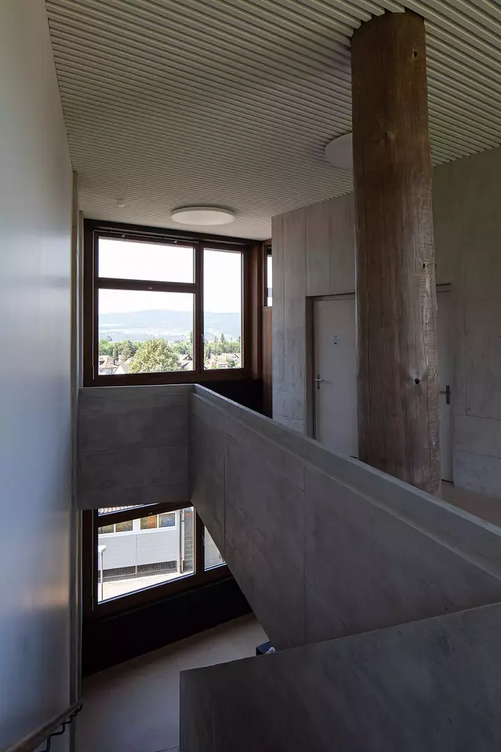 pre-zone_og3_staircase-core